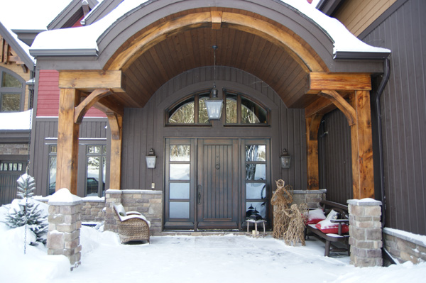 Porte sur mesure en bois massif